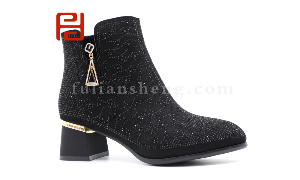 福连升冬季新款轻松工作女鞋魅力时装时装鞋