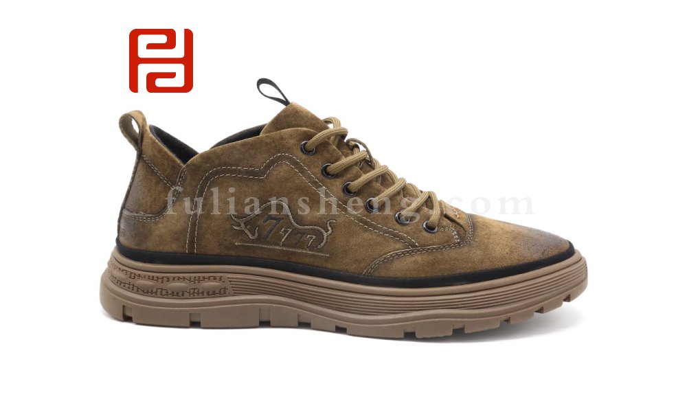 福连升秋季新款英伦商务休闲板鞋真皮橡胶防滑休闲男鞋图片