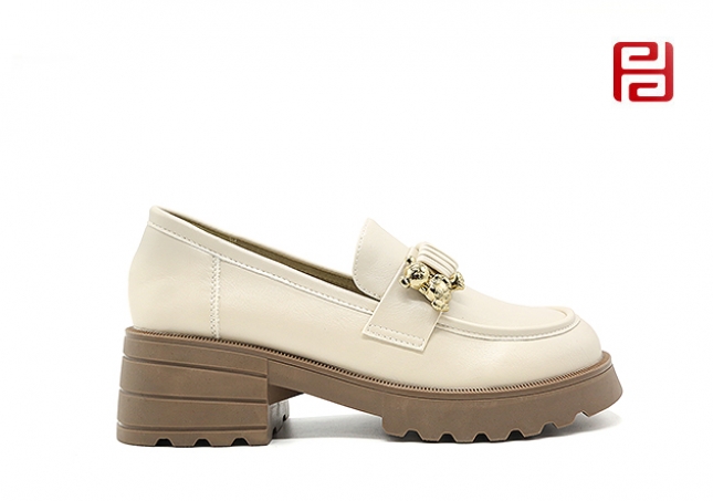 福连升时尚休闲女鞋 中跟厚底乐福鞋单鞋