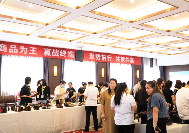 郑州老北京布鞋批发 老北京布鞋厂家批发