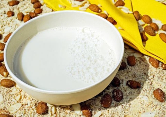 日摄入量需1200毫克？细数中老年人补钙的食物有哪些？